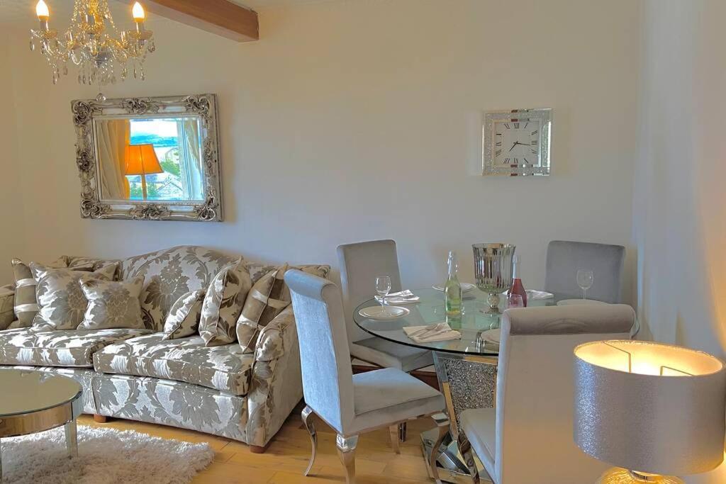 Beautiful Sea View 2 Bed Home Port Glasgow Exteriör bild