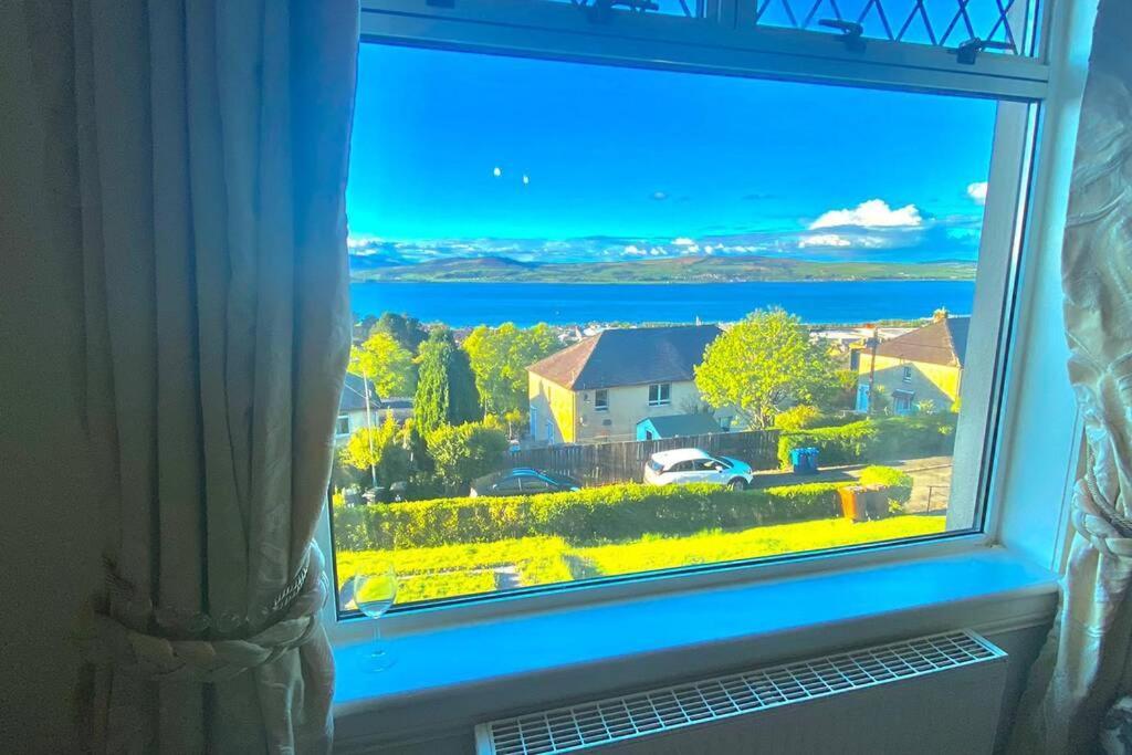 Beautiful Sea View 2 Bed Home Port Glasgow Exteriör bild