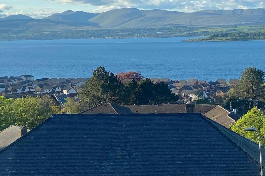 Beautiful Sea View 2 Bed Home Port Glasgow Exteriör bild